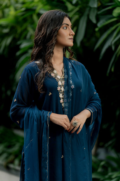 Midnight Elegance - Kurta Set